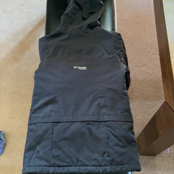 Girls Columbia coat - Picture 2 of 3